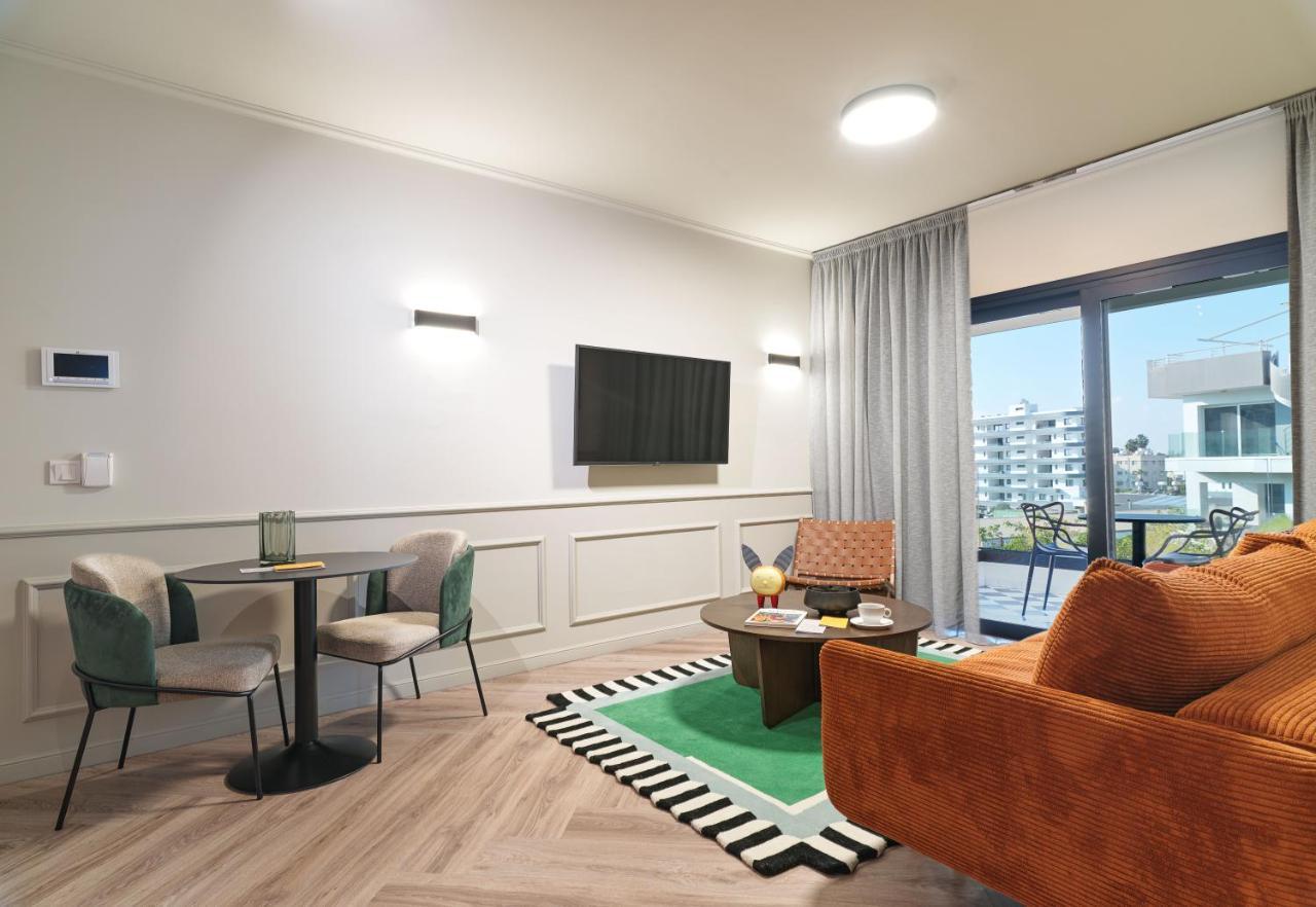 Liv The City Suites Adults Only Larnaca Zewnętrze zdjęcie