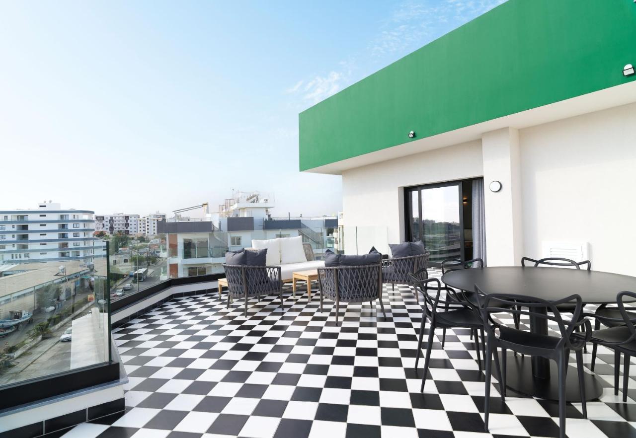 Liv The City Suites Adults Only Larnaca Zewnętrze zdjęcie