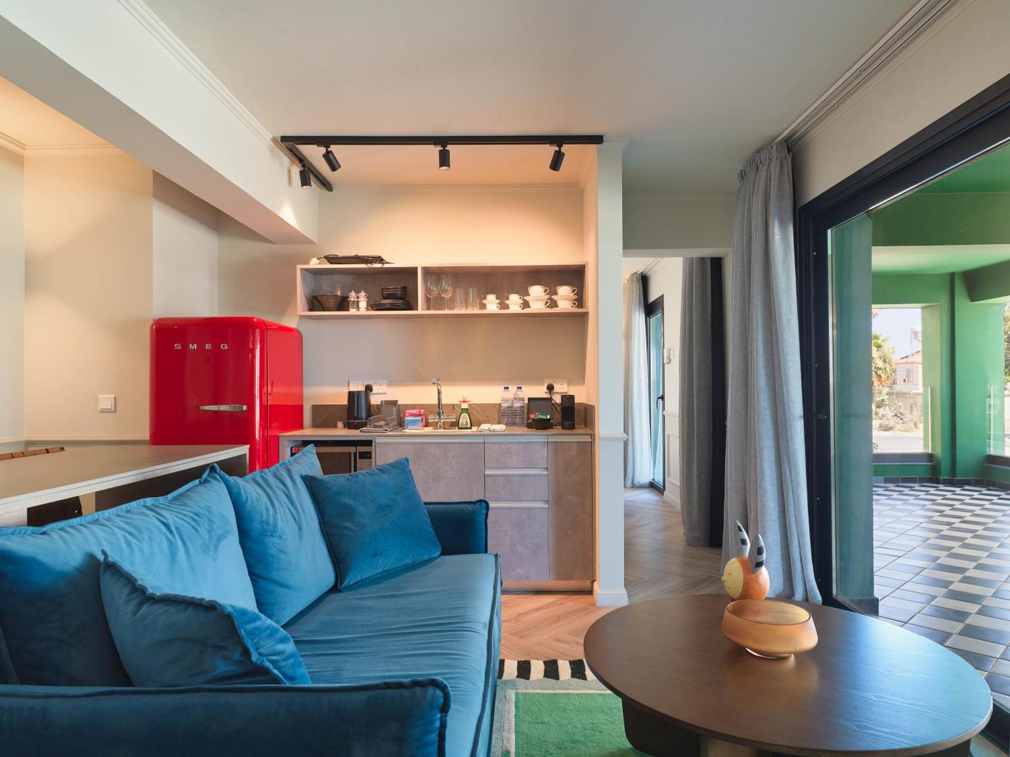 Liv The City Suites Adults Only Larnaca Zewnętrze zdjęcie