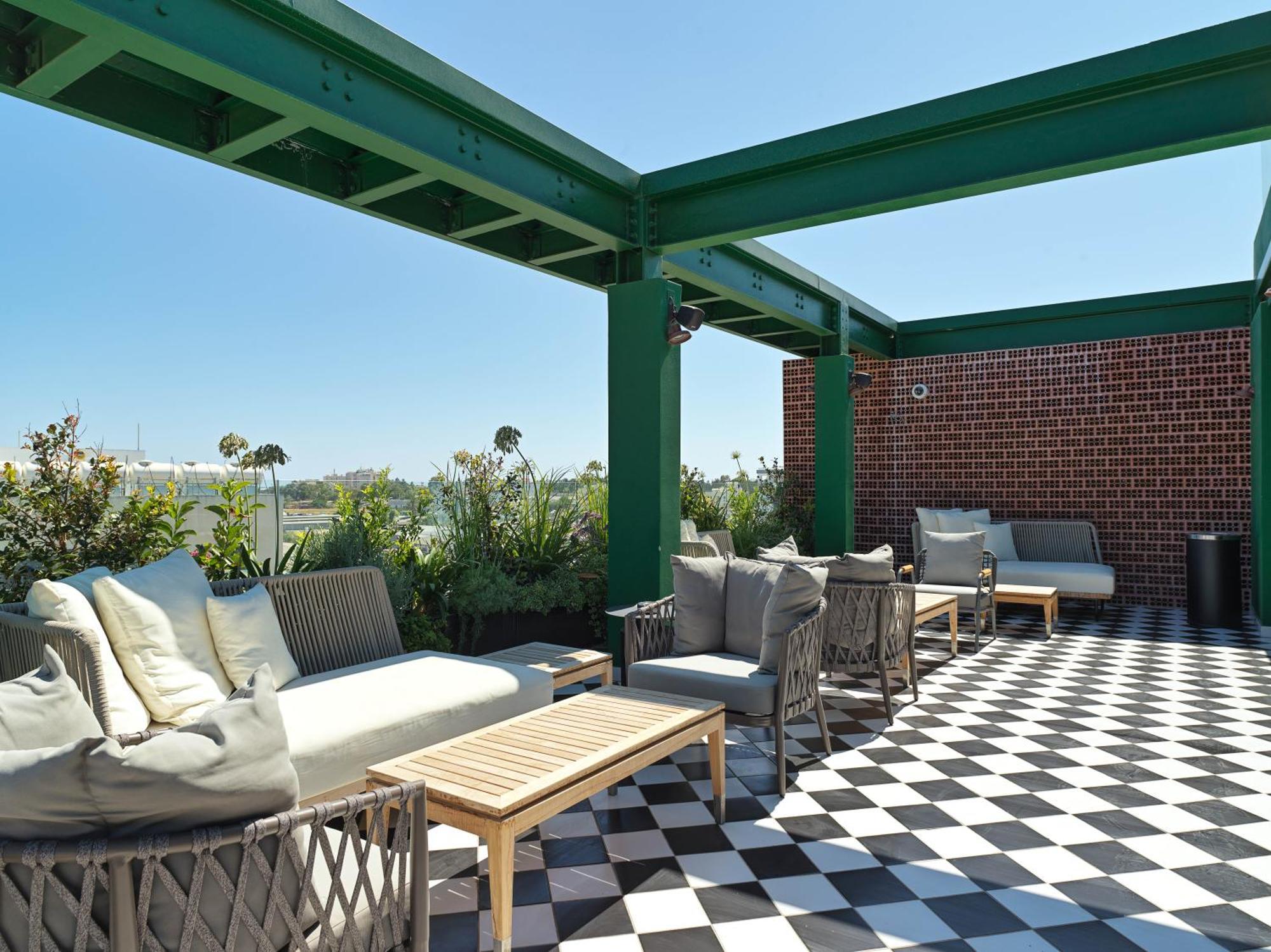 Liv The City Suites Adults Only Larnaca Zewnętrze zdjęcie