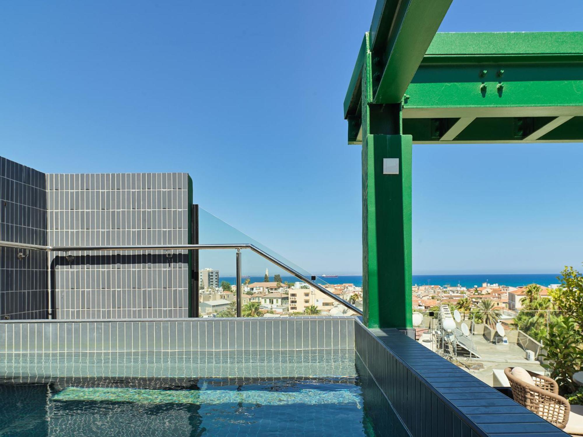Liv The City Suites Adults Only Larnaca Zewnętrze zdjęcie
